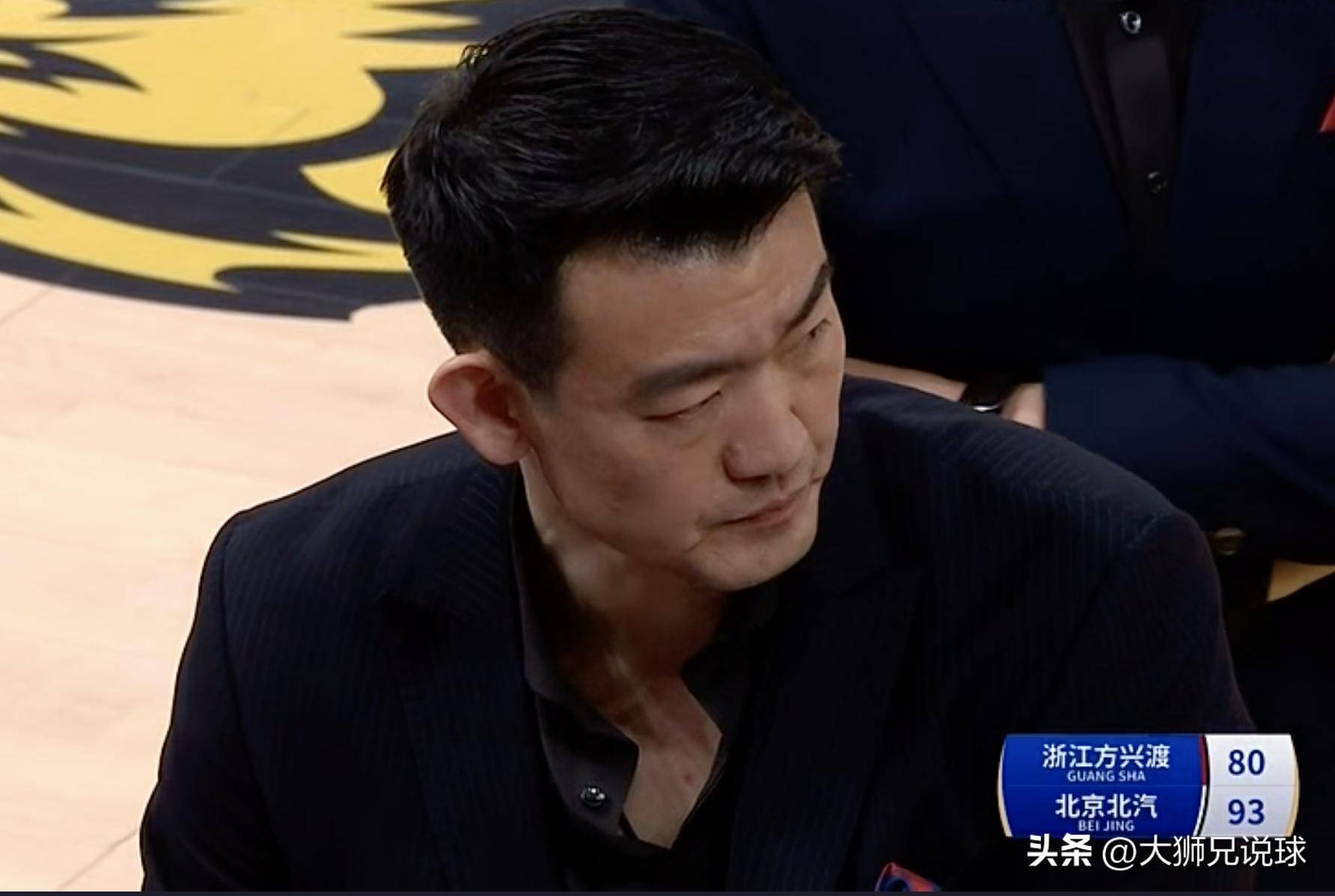 包含广厦队惨败，遭遇出乎意料的失利的词条