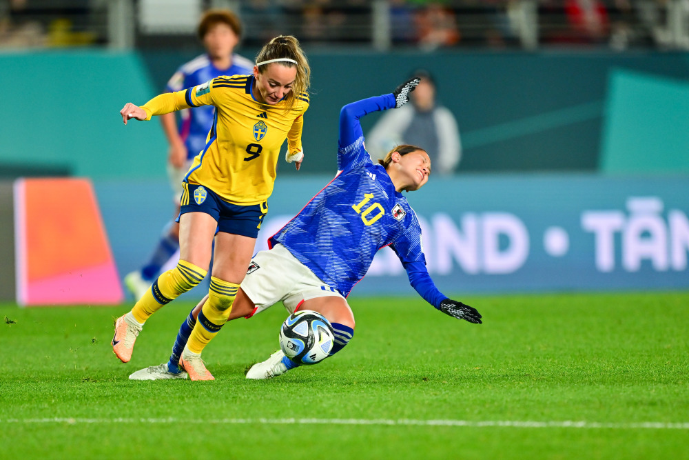 开云APP-瑞典队意外输球，意大利队晋级女足总决赛